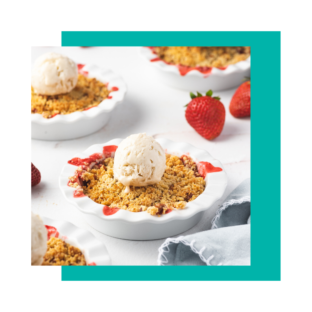 Keto Strawberry Crisp 
